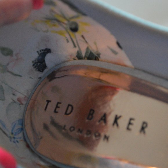 Light Blue Ted Baker Heels - Picture 5 of 12